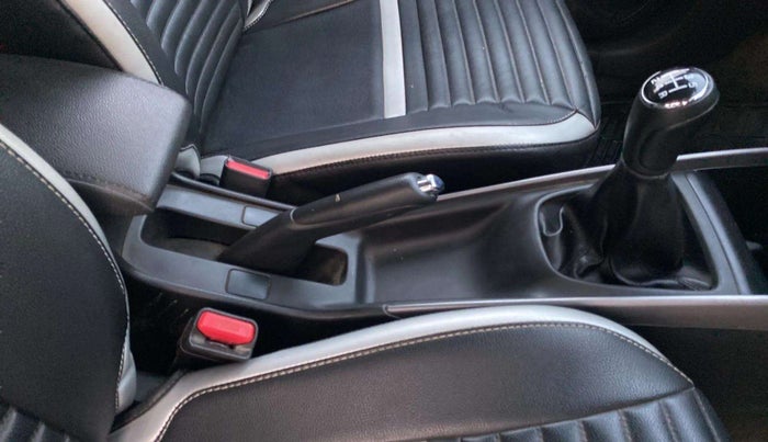 2021 Maruti Baleno ZETA PETROL 1.2, Petrol, Manual, 39,444 km, Gear Lever