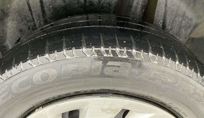 2021 Maruti Ertiga VXI SHVS, Petrol, Manual, 44,985 km, Left Rear Tyre Tread