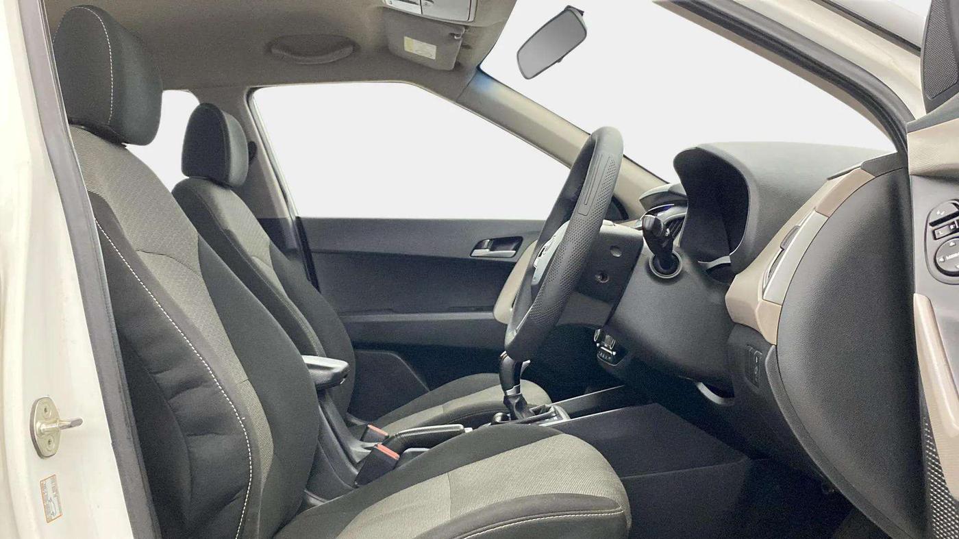 2017 Hyundai Creta SX PLUS AT 1.6 PETROL, Petrol, Automatic, 98,252 km, Right Side Front Door Cabin
