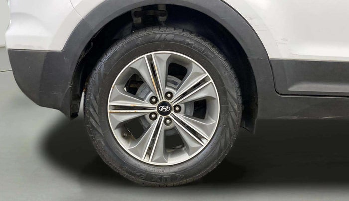 2017 Hyundai Creta SX PLUS AT 1.6 PETROL, Petrol, Automatic, 98,000 km, Right Rear Wheel