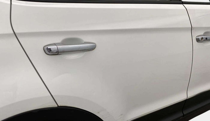 2017 Hyundai Creta SX PLUS AT 1.6 PETROL, Petrol, Automatic, 98,252 km, Right rear door - Minor scratches