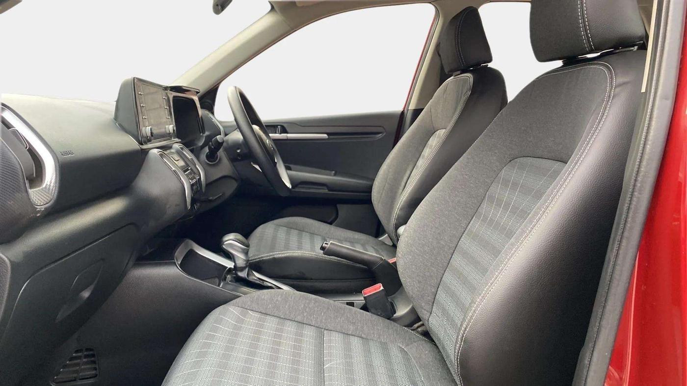 2021 KIA SONET HTK PLUS 1.0 DCT, Petrol, Automatic, 12,588 km, Right Side Front Door Cabin