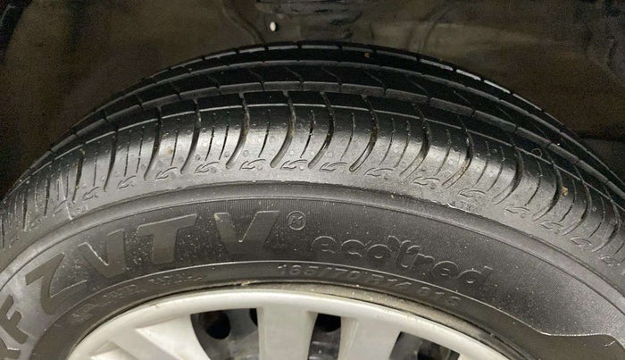 2019 Maruti S PRESSO VXI+, Petrol, Manual, 64,905 km, Right Front Tyre Tread