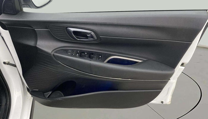 2023 Hyundai NEW I20 ASTA (O) 1.2 MT, Petrol, Manual, 39,163 km, Driver Side Door Panels Control