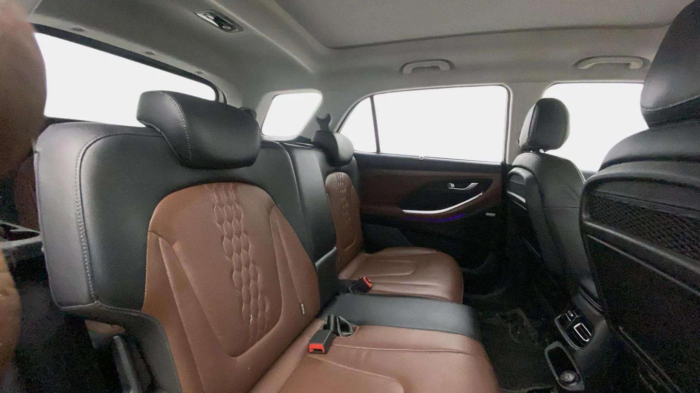 2021 Hyundai ALCAZAR PLATINUM 1.5 MT 7STR, Diesel, Manual, 80,363 km, Right Side Rear Door Cabin
