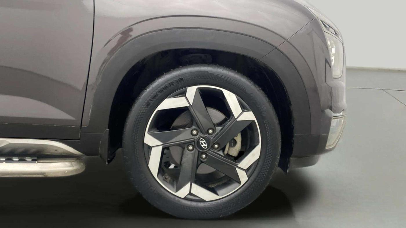 2021 Hyundai ALCAZAR PLATINUM 1.5 MT 7STR, Diesel, Manual, 80,363 km, Right Front Wheel