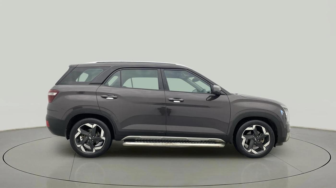 2021 Hyundai ALCAZAR PLATINUM 1.5 MT 7STR, Diesel, Manual, 80,363 km, Right Side View