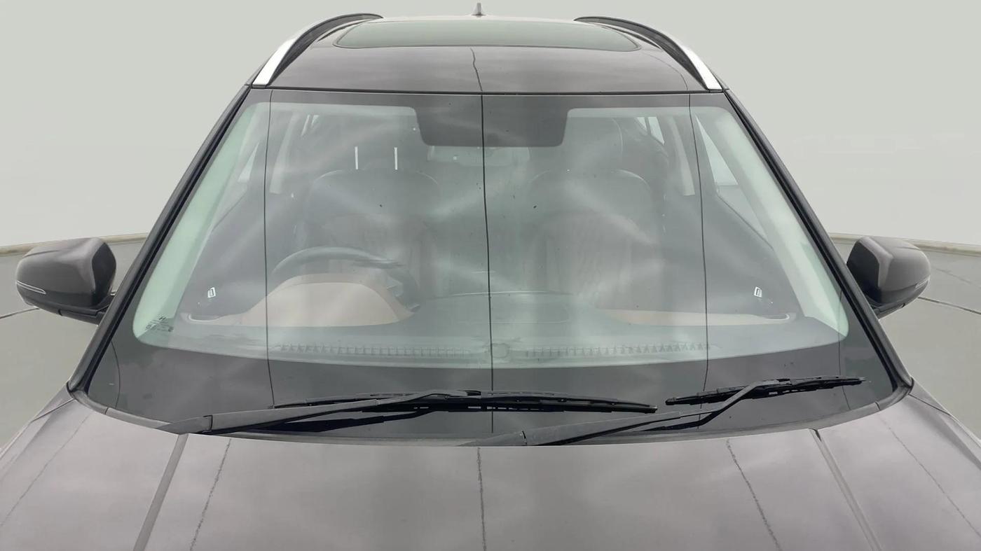 2021 Hyundai ALCAZAR PLATINUM 1.5 MT 7STR, Diesel, Manual, 80,363 km, Front Windshield