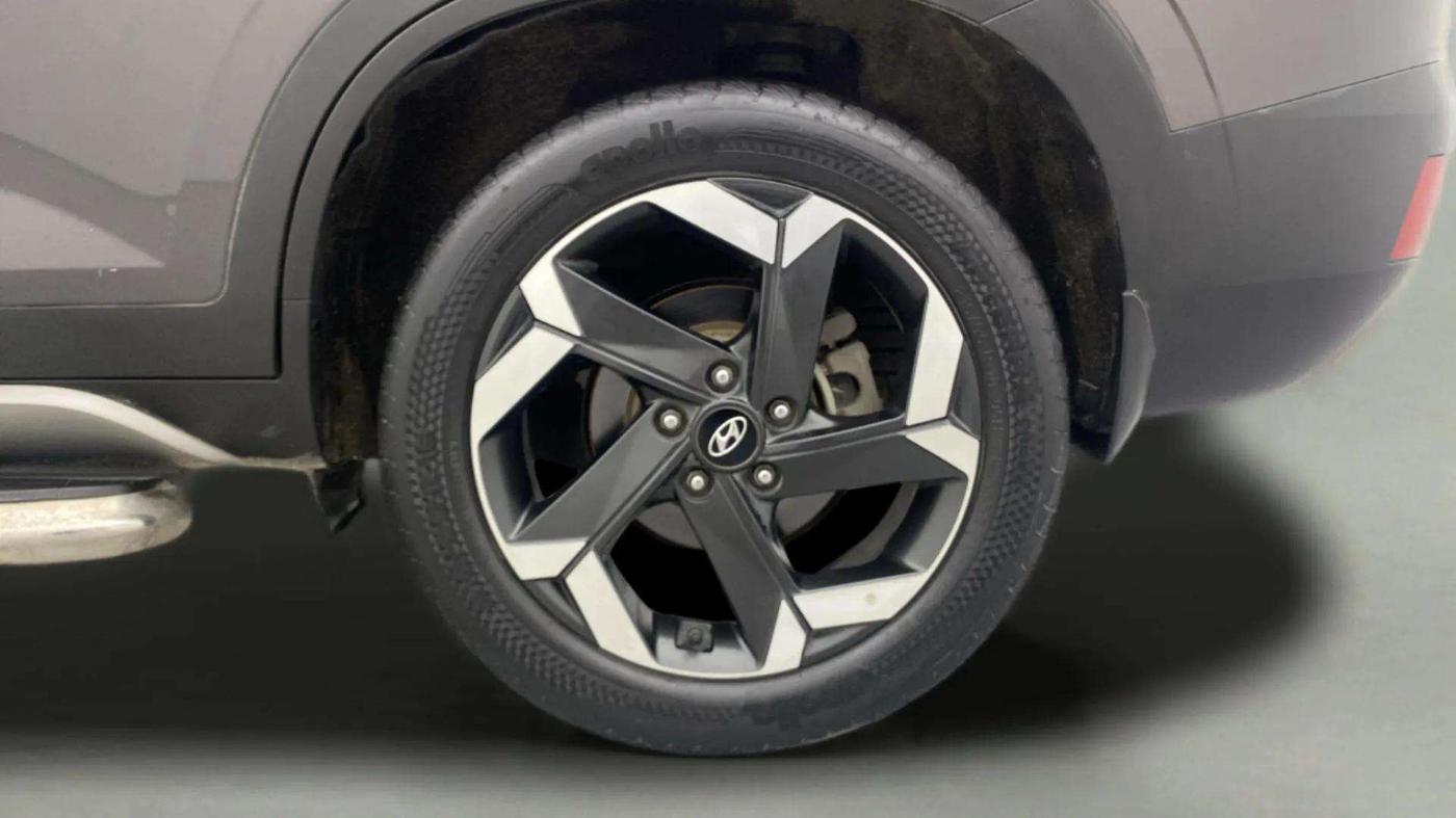 2021 Hyundai ALCAZAR PLATINUM 1.5 MT 7STR, Diesel, Manual, 80,363 km, Left Rear Wheel