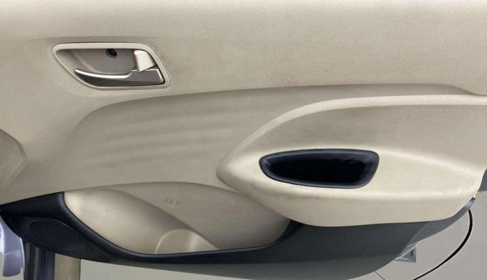 2019 Hyundai NEW SANTRO SPORTZ MT, Petrol, Manual, 39,825 km, Driver Side Door Panels Control