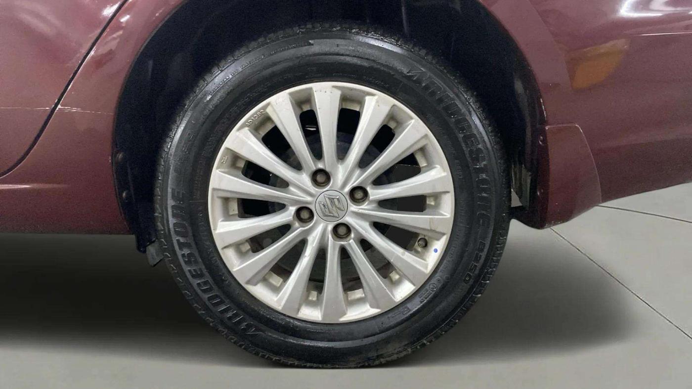 2014 Maruti Ciaz ZXI, Petrol, Manual, 57,105 km, Left Rear Wheel
