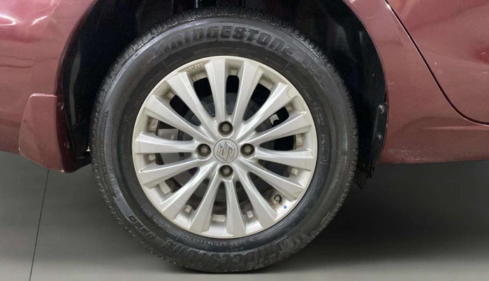 2014 Maruti Ciaz ZXI, Petrol, Manual, 57,105 km, Right Rear Wheel
