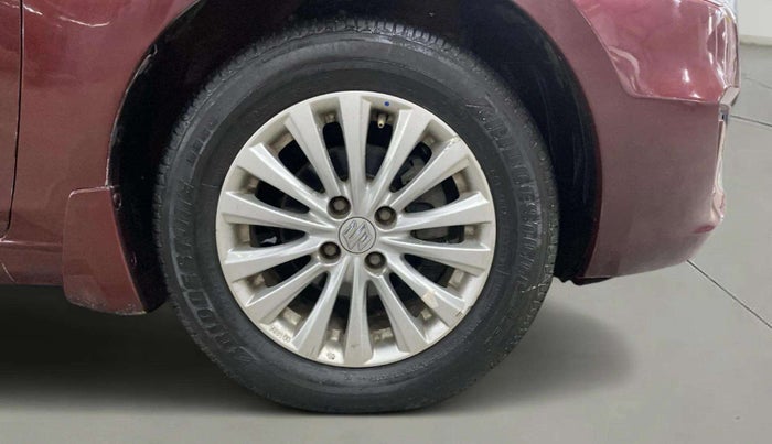2014 Maruti Ciaz ZXI, Petrol, Manual, 57,105 km, Right Front Wheel