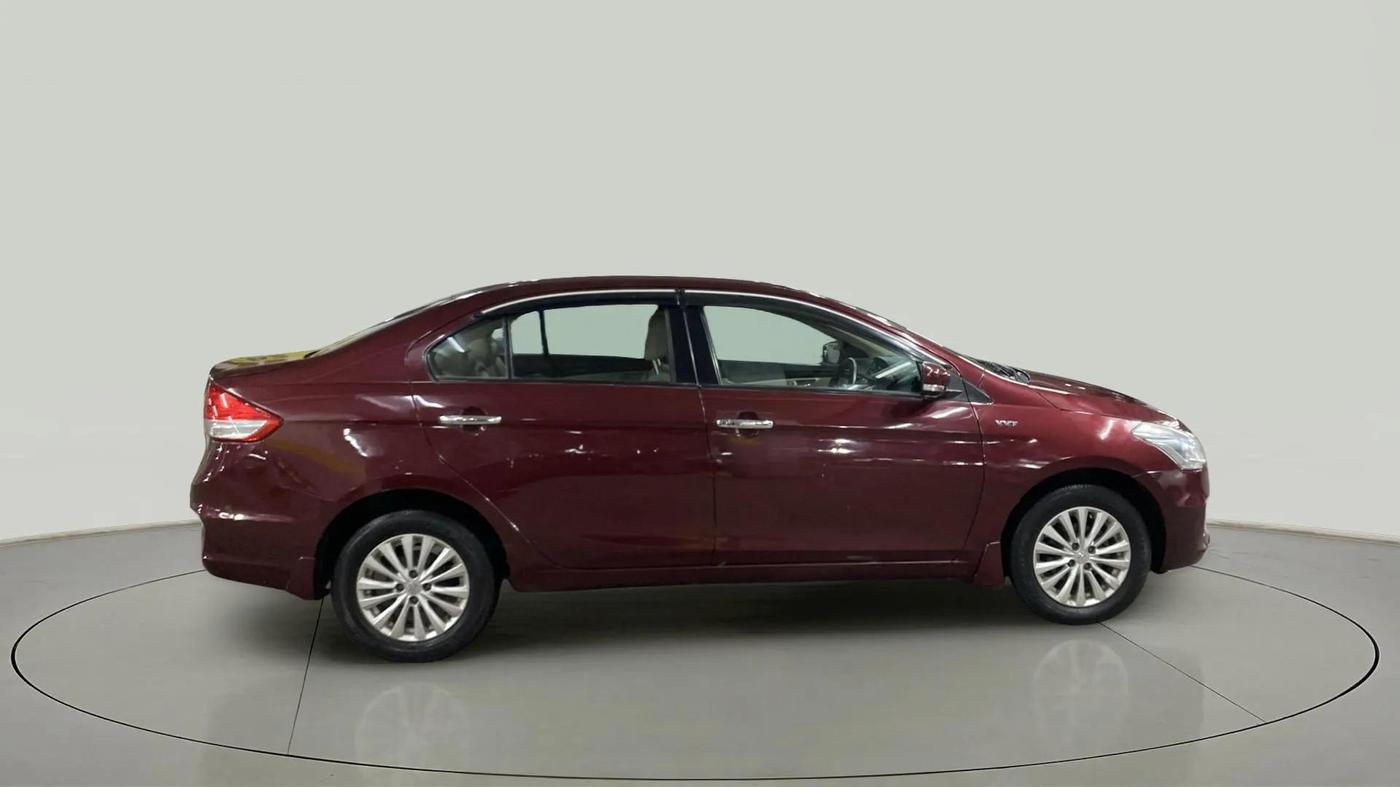 2014 Maruti Ciaz ZXI, Petrol, Manual, 57,105 km, Right Side View