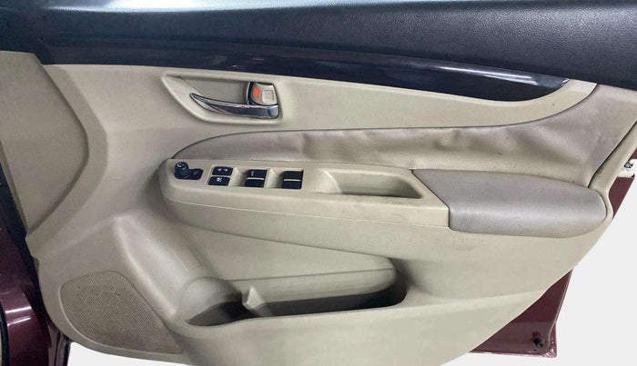2014 Maruti Ciaz ZXI, Petrol, Manual, 57,105 km, Driver Side Door Panels Control