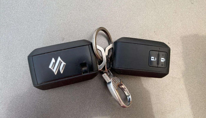 2021 Maruti Baleno ZETA PETROL 1.2, Petrol, Manual, 51,329 km, Key Close Up