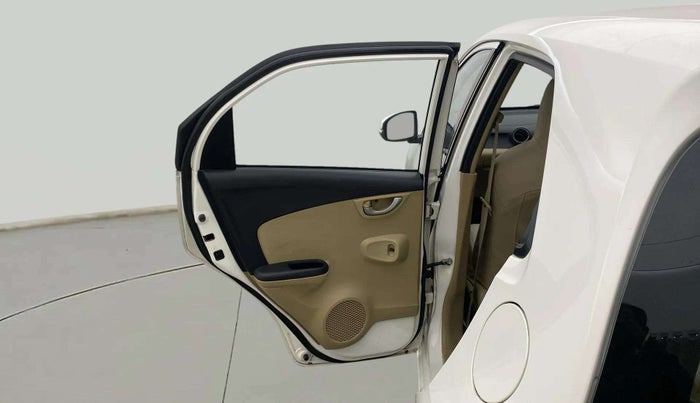 2015 Honda Brio VX AT, Petrol, Automatic, 47,270 km, LHS Rear Door