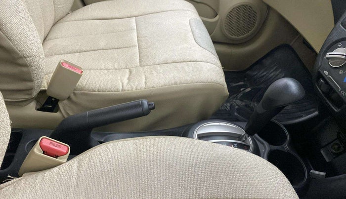 2015 Honda Brio VX AT, Petrol, Automatic, 47,270 km, Gear Lever