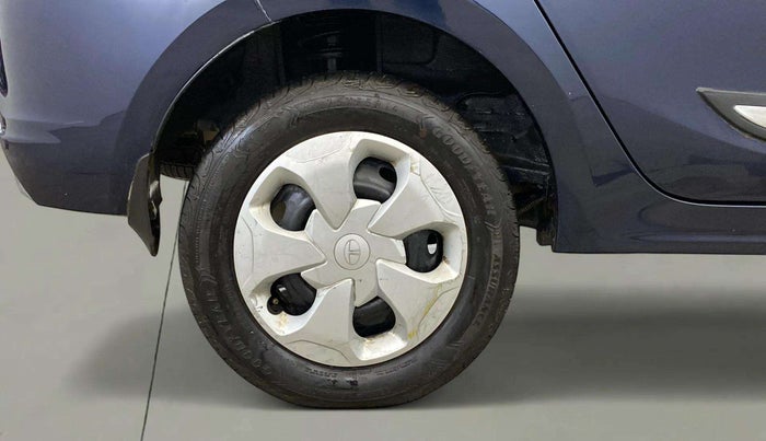2024 Tata TIGOR XM CNG, CNG, Manual, 31,398 km, Right Rear Wheel