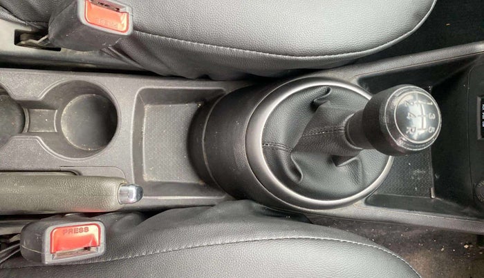 2013 Hyundai i20 MAGNA 1.2, Petrol, Manual, 58,424 km, Gear Lever