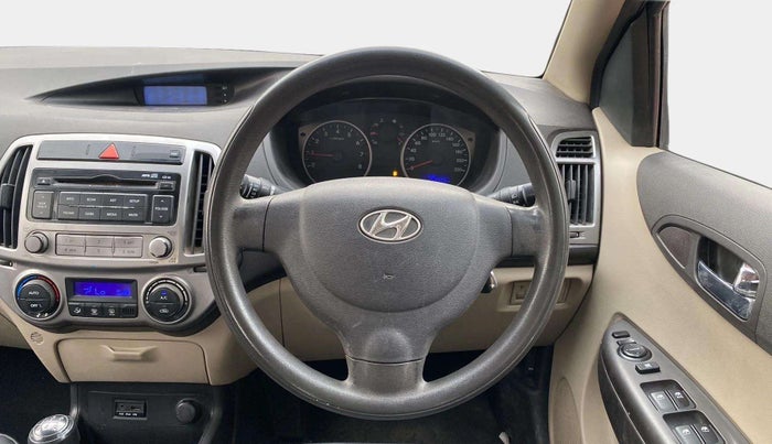 2013 Hyundai i20 MAGNA 1.2, Petrol, Manual, 58,424 km, Steering Wheel Close Up