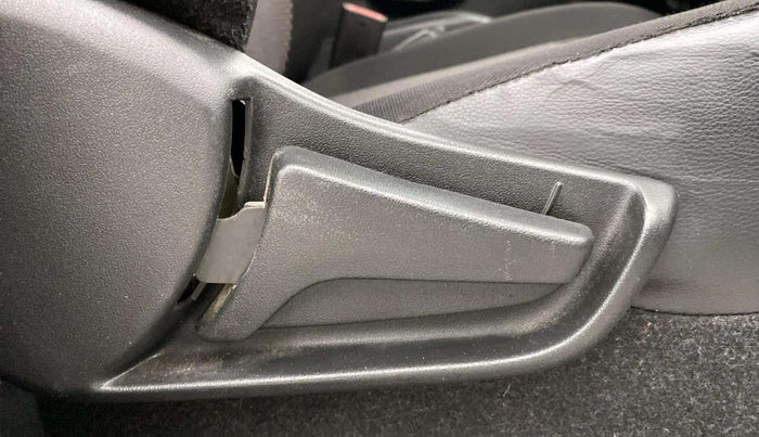 2020 Maruti S PRESSO VXI AMT, Petrol, Automatic, 36,934 km, Driver Side Adjustment Panel
