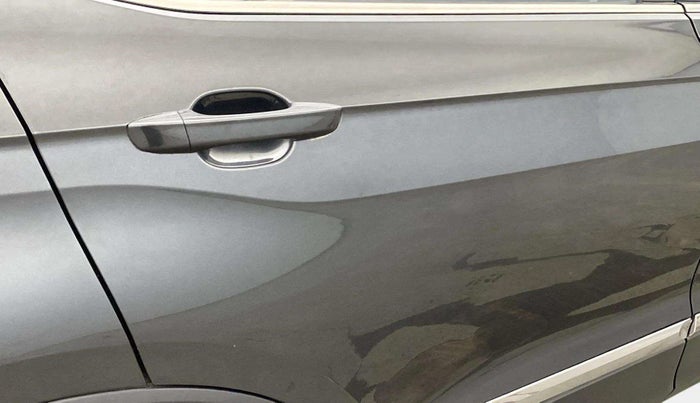 2022 Skoda KUSHAQ ACTIVE 1.0L TSI MT, Petrol, Manual, 18,743 km, Right rear door - Slightly dented