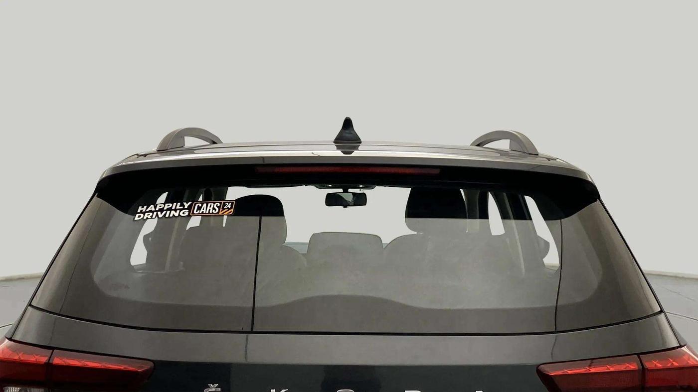 2022 Skoda KUSHAQ ACTIVE 1.0L TSI MT, Petrol, Manual, 18,743 km, Rear Windshield
