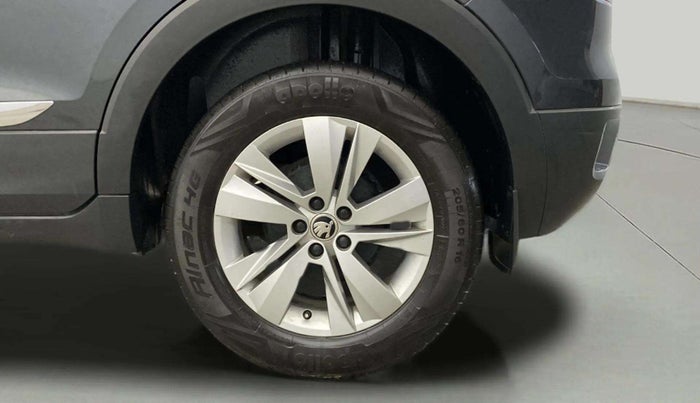 2022 Skoda KUSHAQ ACTIVE 1.0L TSI MT, Petrol, Manual, 18,743 km, Left Rear Wheel