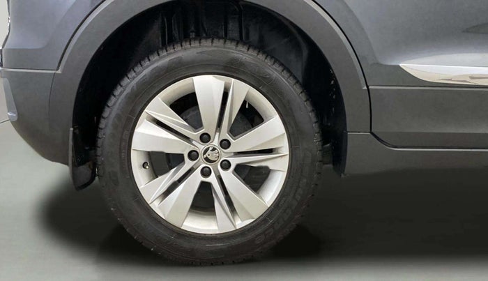 2022 Skoda KUSHAQ ACTIVE 1.0L TSI MT, Petrol, Manual, 18,743 km, Right Rear Wheel
