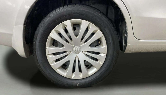 2015 Maruti Ertiga VXI CNG, CNG, Manual, 64,786 km, Right Rear Wheel