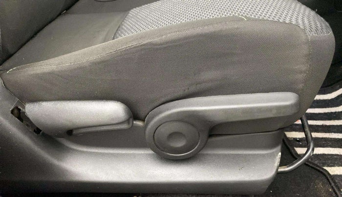 2018 Maruti S Cross ZETA 1.3, Diesel, Manual, 79,361 km, Driver Side Adjustment Panel
