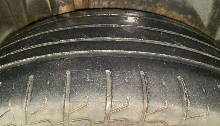 2018 Maruti S Cross ZETA 1.3, Diesel, Manual, 79,361 km, Right Rear Tyre Tread