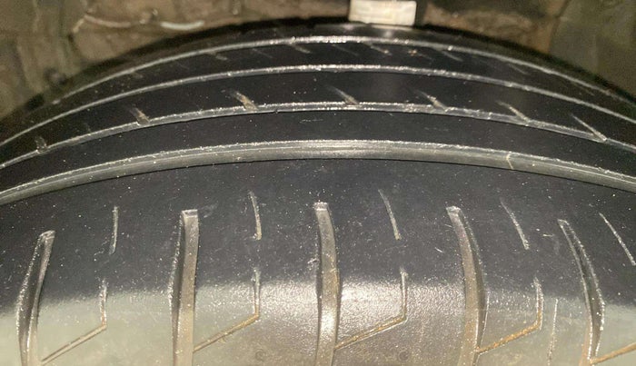 2018 Maruti S Cross ZETA 1.3, Diesel, Manual, 79,361 km, Left Front Tyre Tread