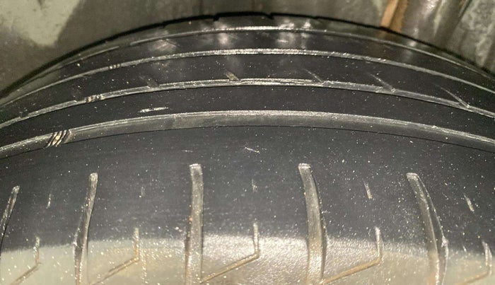 2018 Maruti S Cross ZETA 1.3, Diesel, Manual, 79,361 km, Left Rear Tyre Tread