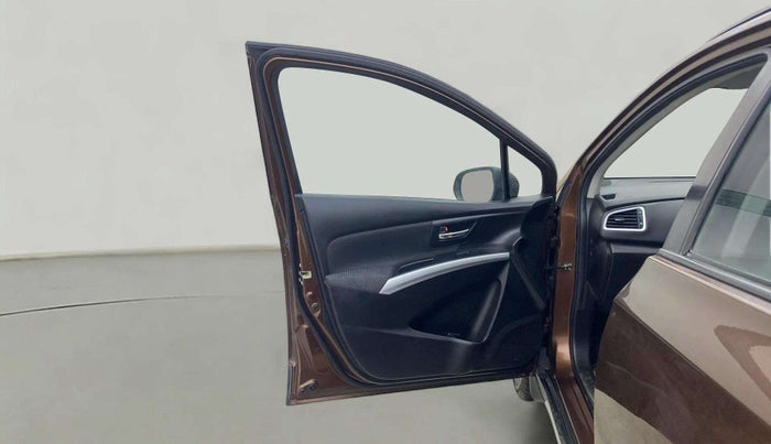 2018 Maruti S Cross ZETA 1.3, Diesel, Manual, 79,361 km, LHS Front Door