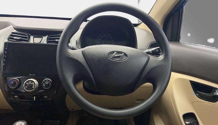 2018 Hyundai Eon ERA +, Petrol, Manual, 70,909 km, Steering Wheel Close Up