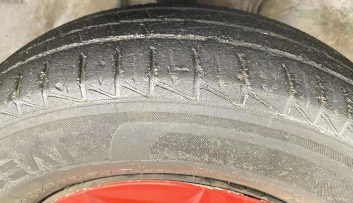 2022 Maruti Alto VXI, Petrol, Manual, 42,477 km, Right Front Tyre Tread