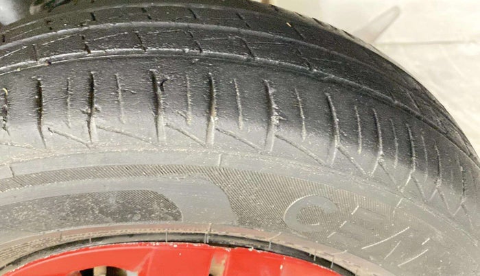 2022 Maruti Alto VXI, Petrol, Manual, 42,477 km, Left Rear Tyre Tread