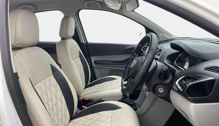 2021 Tata Tiago XT (O) PETROL, Petrol, Manual, 21,477 km, Right Side Front Door Cabin