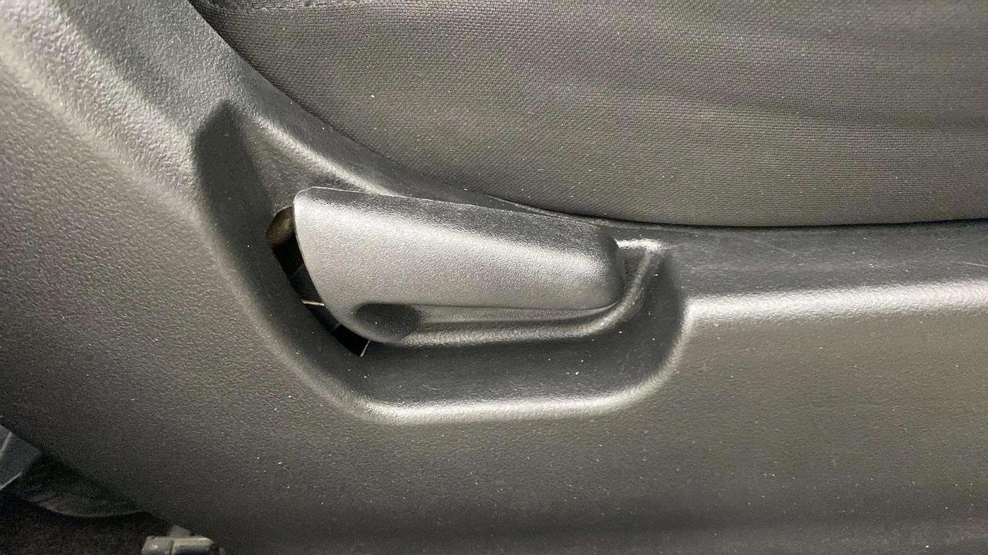 2013 Maruti Wagon R Stingray VXI, Petrol, Manual, 54,942 km, Driver Side Adjustment Panel