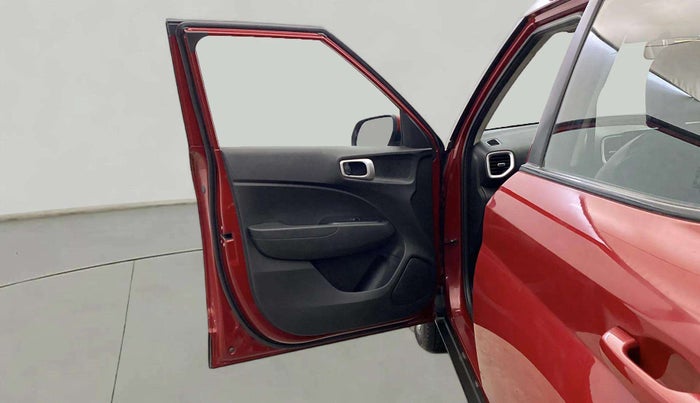 2019 Hyundai VENUE S 1.2, Petrol, Manual, 14,809 km, LHS Front Door