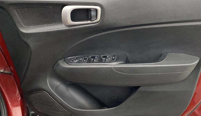 2019 Hyundai VENUE S 1.2, Petrol, Manual, 14,809 km, Driver Side Door Panels Control
