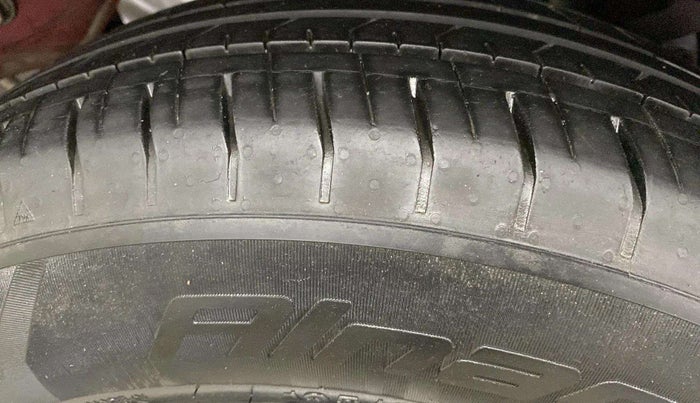2019 Hyundai VENUE S 1.2, Petrol, Manual, 14,809 km, Left Rear Tyre Tread
