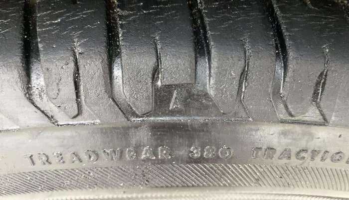 2017 Maruti Dzire ZXI PLUS, Petrol, Manual, 60,746 km, Left Front Tyre Tread
