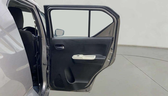 2022 Maruti IGNIS ALPHA 1.2, Petrol, Manual, 10,584 km, RHS Rear Door