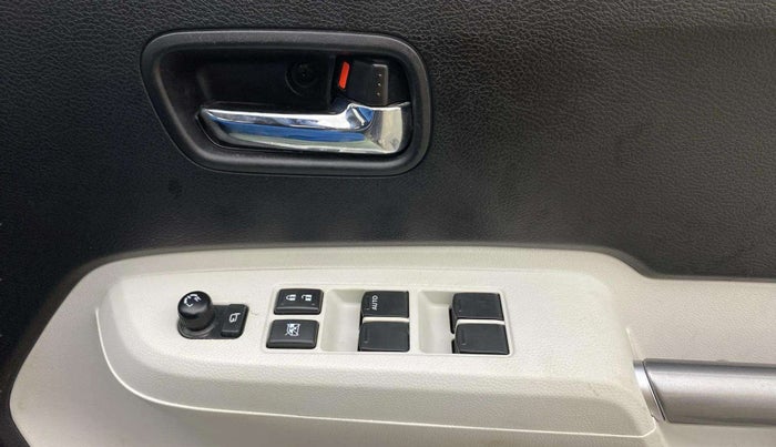 2022 Maruti IGNIS ALPHA 1.2, Petrol, Manual, 10,584 km, Driver Side Door Panels Control