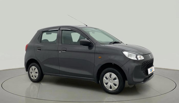 2024 Maruti Alto K10 VXI PLUS AMT, Petrol, Automatic, 5,551 km, Right Front Diagonal