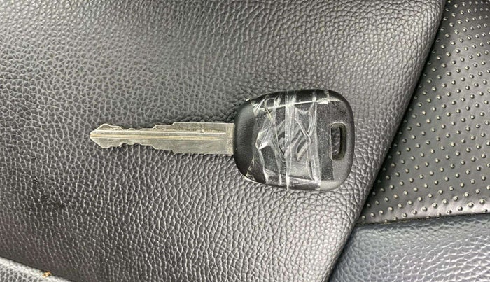 2024 Maruti Alto K10 VXI PLUS AMT, Petrol, Automatic, 5,551 km, Key Close Up