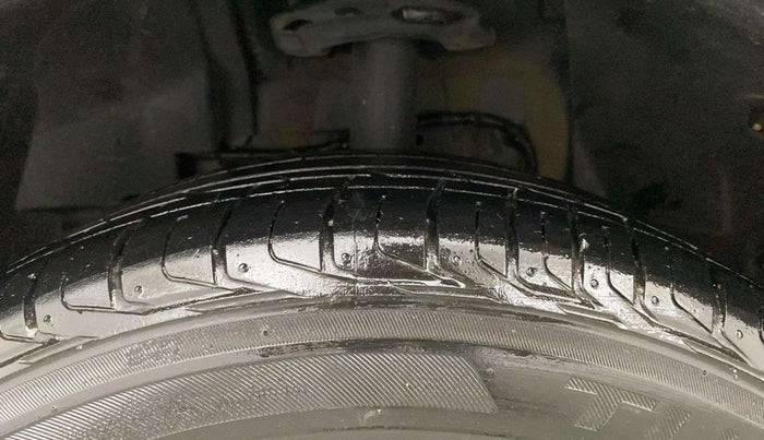 2020 Tata NEXON XZ PETROL, Petrol, Manual, 25,060 km, Left Front Tyre Tread